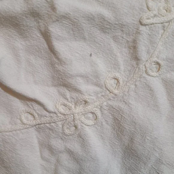 Little white dress. - Picture 4 of 16